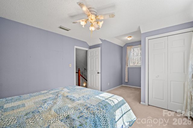 856 W 6th Street Circle, Newton, NC 28658