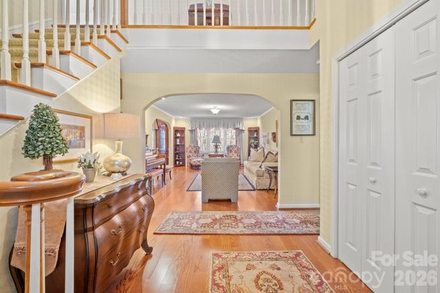 856 W 6th Street Circle, Newton, NC 28658