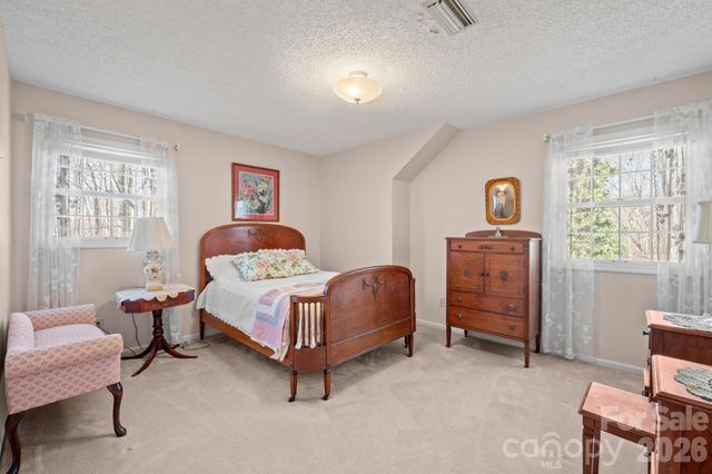 856 W 6th Street Circle, Newton, NC 28658