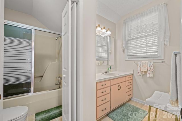 856 W 6th Street Circle, Newton, NC 28658