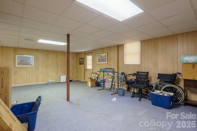 856 W 6th Street Circle, Newton, NC 28658