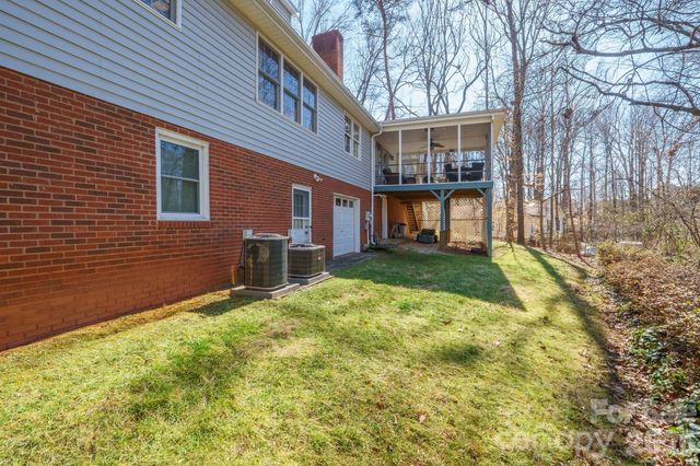 856 W 6th Street Circle, Newton, NC 28658