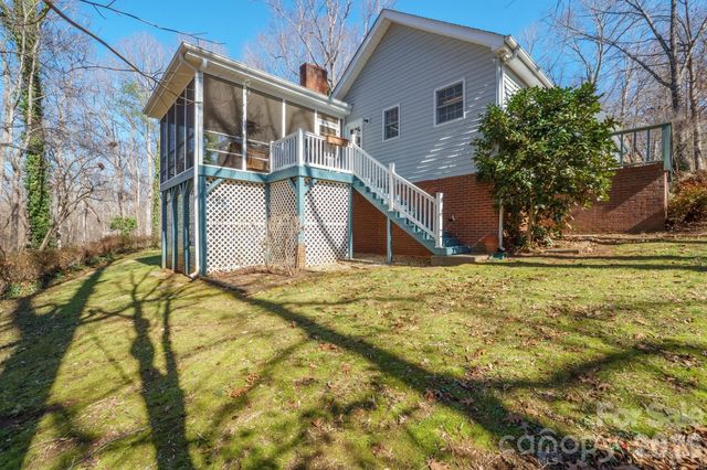 856 W 6th Street Circle, Newton, NC 28658