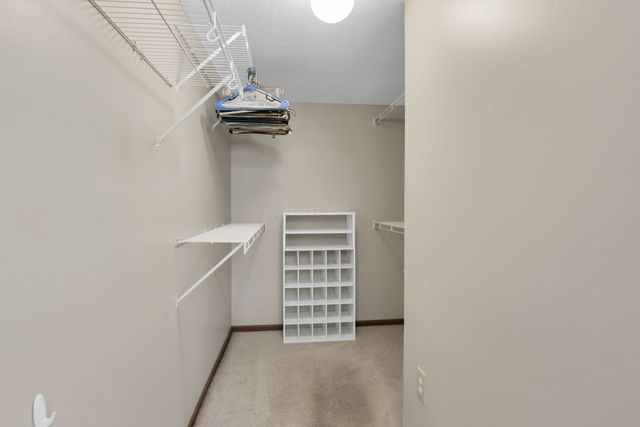 3172 Pine Manor Boulevard, Grove City, OH 43123