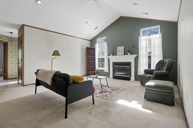 3172 Pine Manor Boulevard, Grove City, OH 43123