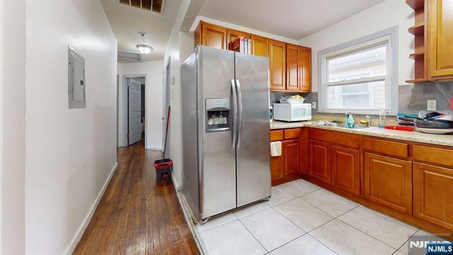 178 Fabyan Place, Newark, NJ 07112