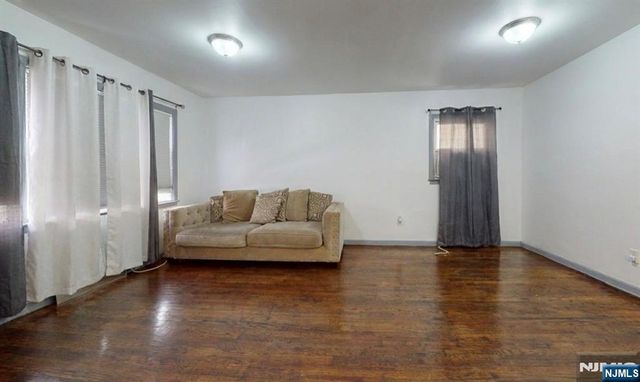 178 Fabyan Place, Newark, NJ 07112