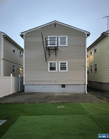 178 Fabyan Place, Newark, NJ 07112