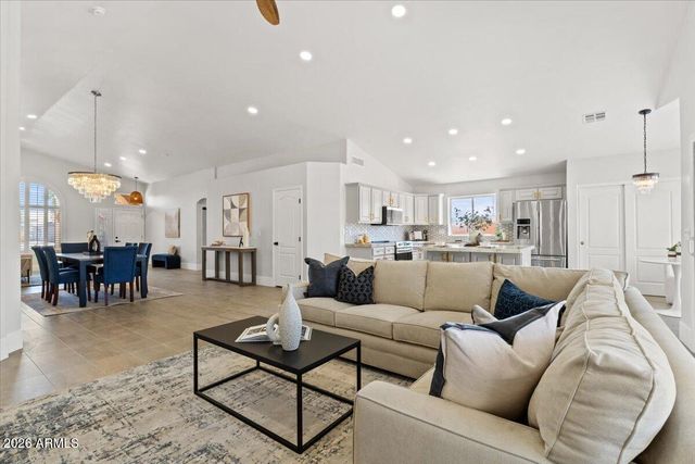 16830 S 42ND Street, Phoenix, AZ 85048