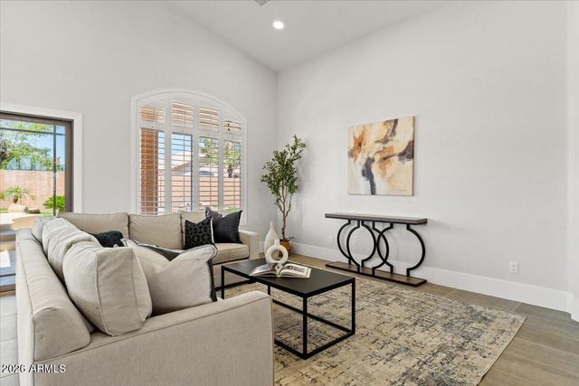 16830 S 42ND Street, Phoenix, AZ 85048