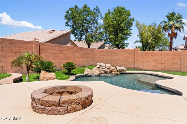 16830 S 42ND Street, Phoenix, AZ 85048