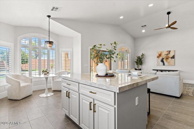 16830 S 42ND Street, Phoenix, AZ 85048