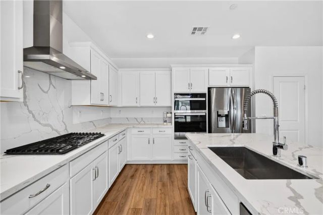 736 Augusta Drive, Perris, CA 92571