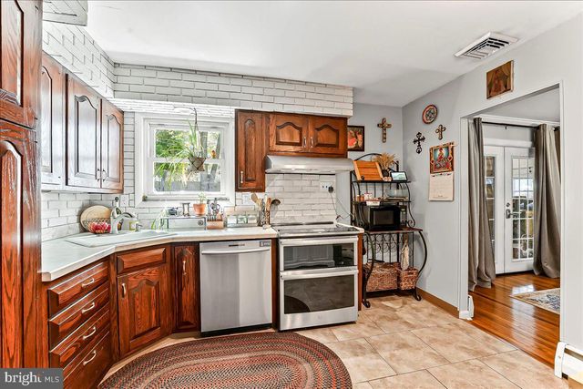 610 CHARLES DR, King Of Prussia, PA 19406