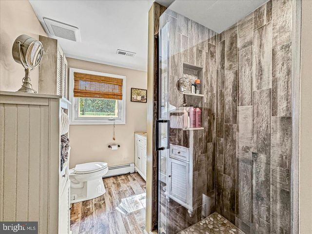 610 CHARLES DR, King Of Prussia, PA 19406