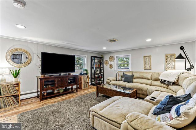 610 CHARLES DR, King Of Prussia, PA 19406