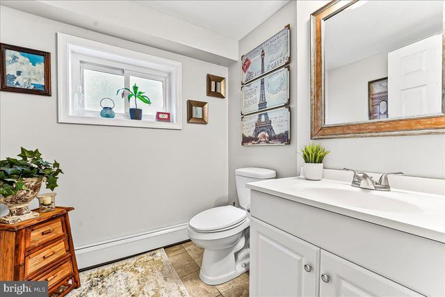 610 CHARLES DR, King Of Prussia, PA 19406