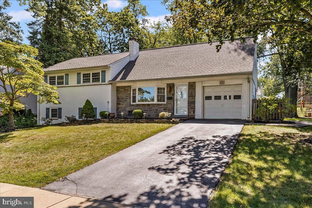 610 CHARLES DR, King Of Prussia, PA 19406