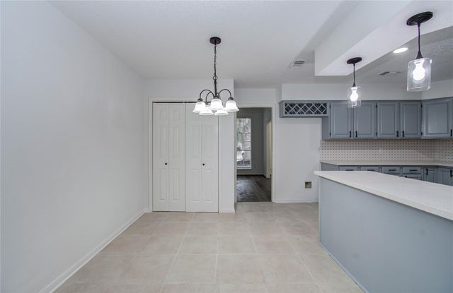 2106 Spyglass Drive, League City, TX 77573