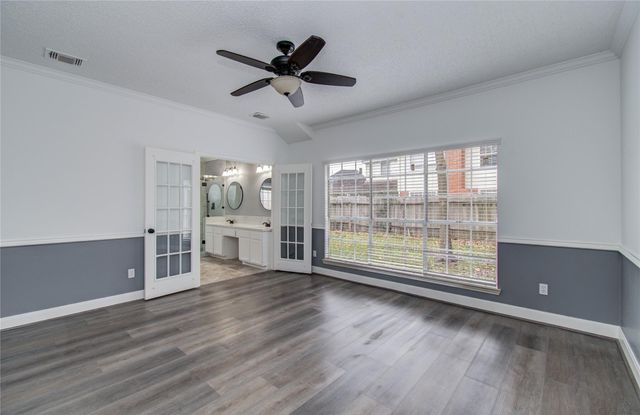 2106 Spyglass Drive, League City, TX 77573