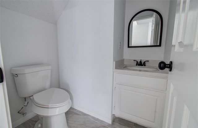 2106 Spyglass Drive, League City, TX 77573