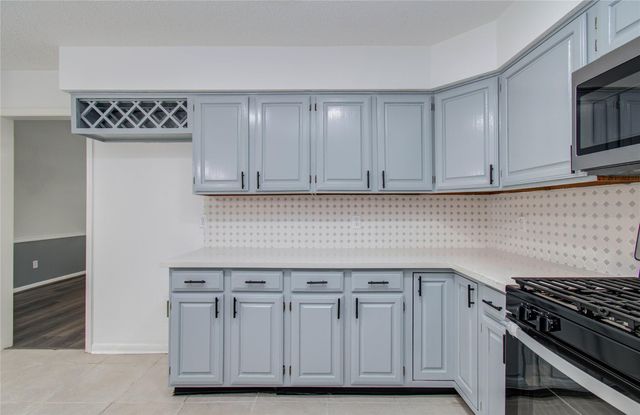 2106 Spyglass Drive, League City, TX 77573