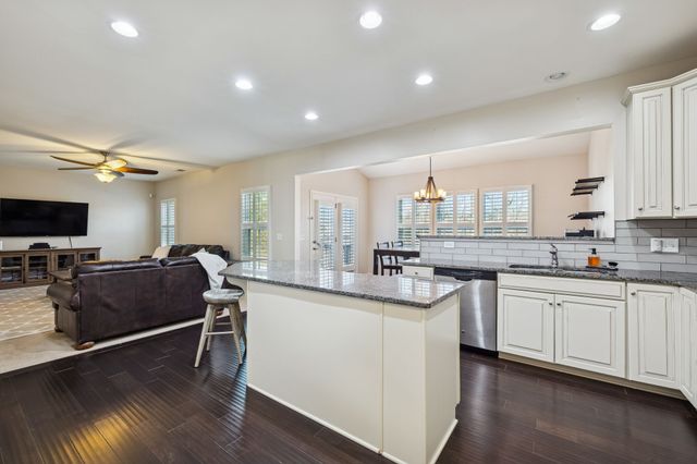 607 Stonebridge Ln, Mount Juliet, TN 37122