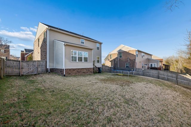 607 Stonebridge Ln, Mount Juliet, TN 37122