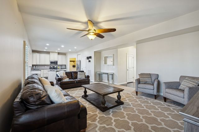 607 Stonebridge Ln, Mount Juliet, TN 37122