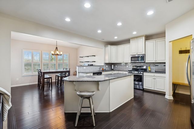 607 Stonebridge Ln, Mount Juliet, TN 37122