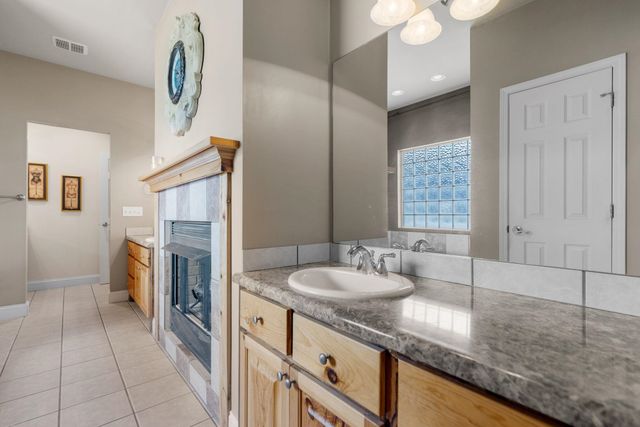 139 Lakewinds Drive Drive, Gaffney, SC 29341