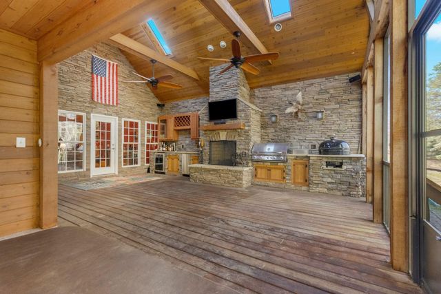 139 Lakewinds Drive Drive, Gaffney, SC 29341