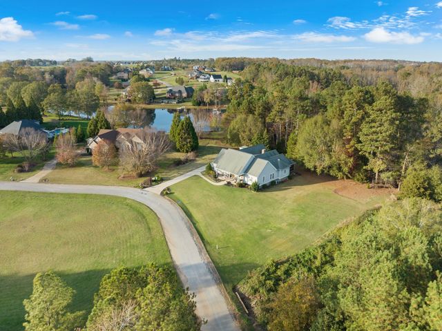139 Lakewinds Drive Drive, Gaffney, SC 29341