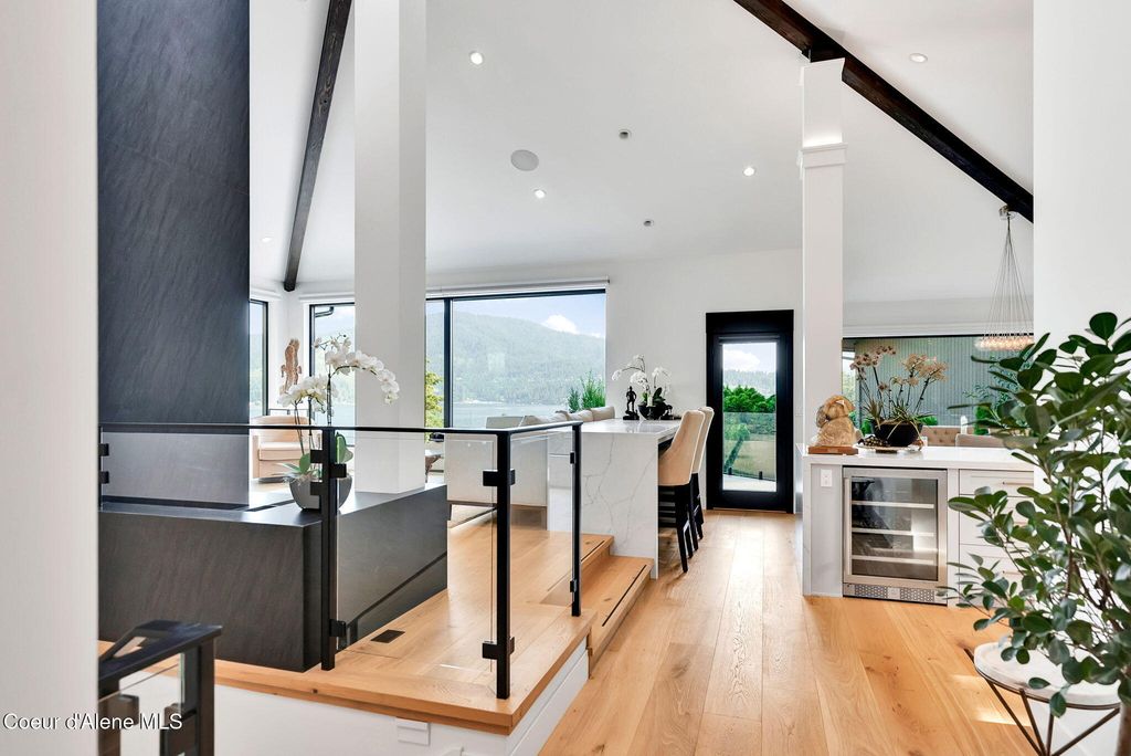 Address unavailable. photo 13