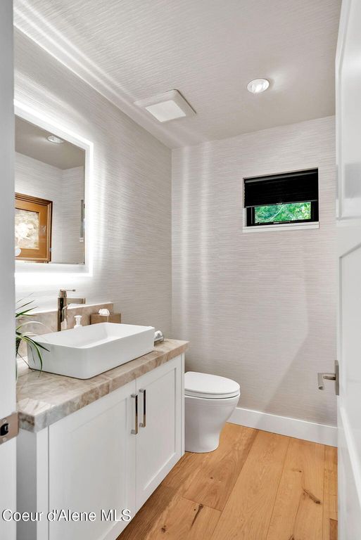 Address unavailable. photo 23