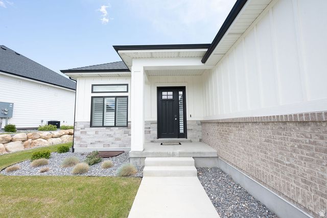 4434 N LA RINGHIERRA DR, Lehi, UT 84048