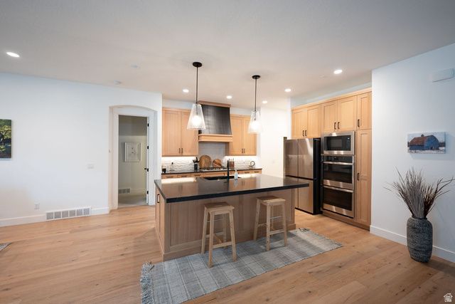 4434 N LA RINGHIERRA DR, Lehi, UT 84048