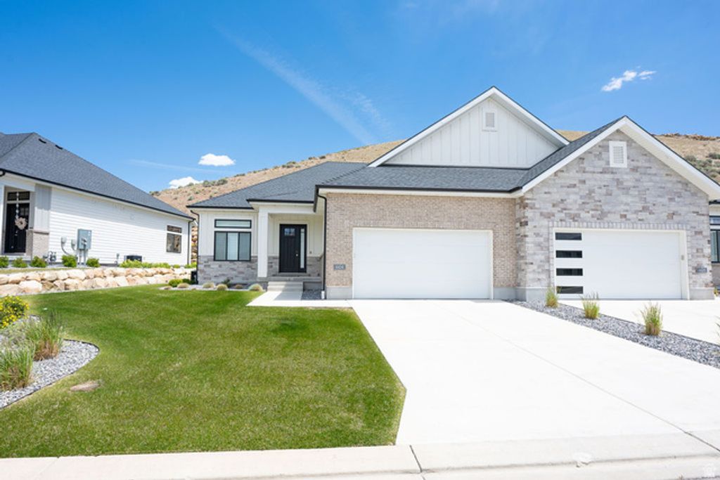 4434 N LA RINGHIERRA DR, Lehi, UT 84048