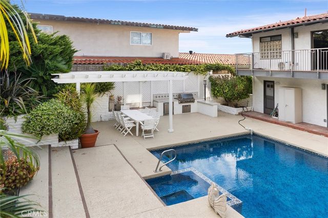 953 Via Del Monte, Palos Verdes Estates, CA 90274