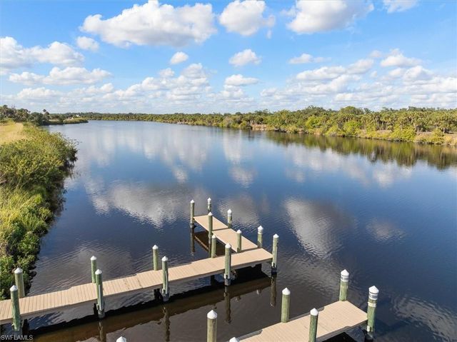 2029 Silk Bay BLVD, Alva, FL 33920