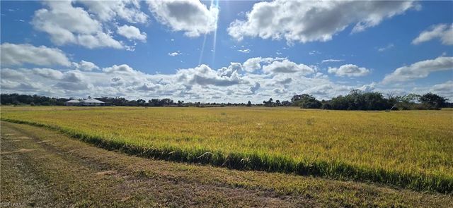 2029 Silk Bay BLVD, Alva, FL 33920