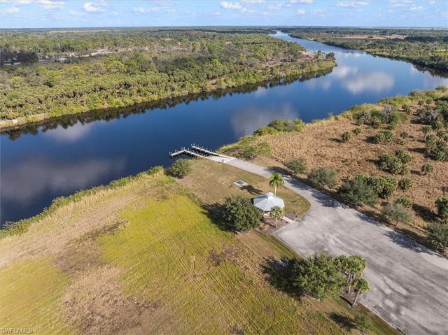 2029 Silk Bay BLVD, Alva, FL 33920