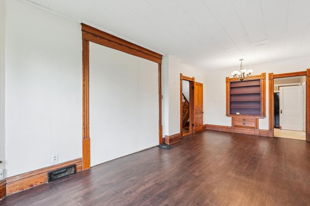 102 N 4th Street, River Falls, WI 54022