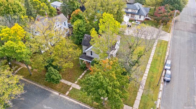 102 N 4th Street, River Falls, WI 54022