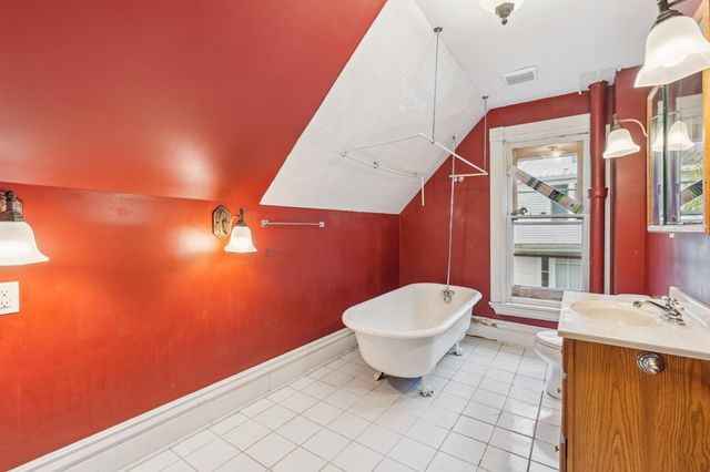 102 N 4th Street, River Falls, WI 54022