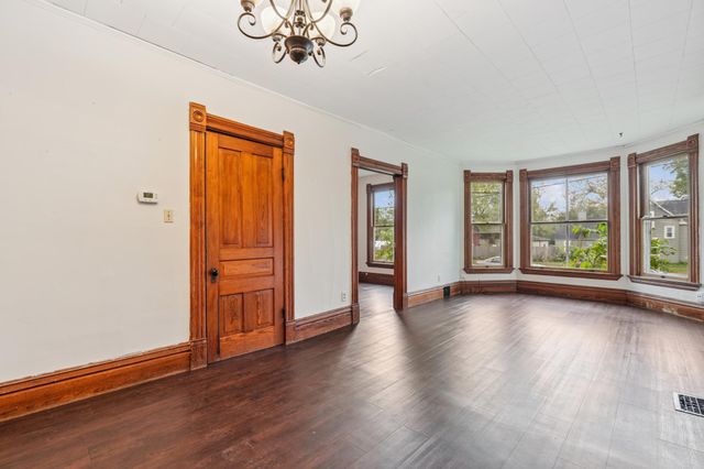 102 N 4th Street, River Falls, WI 54022