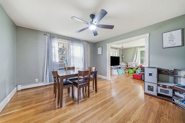 26 Hough Rd, Sutton, MA 01590