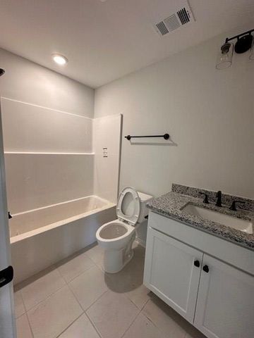 253 Black Oak Drive, Smiths Station, AL 36877