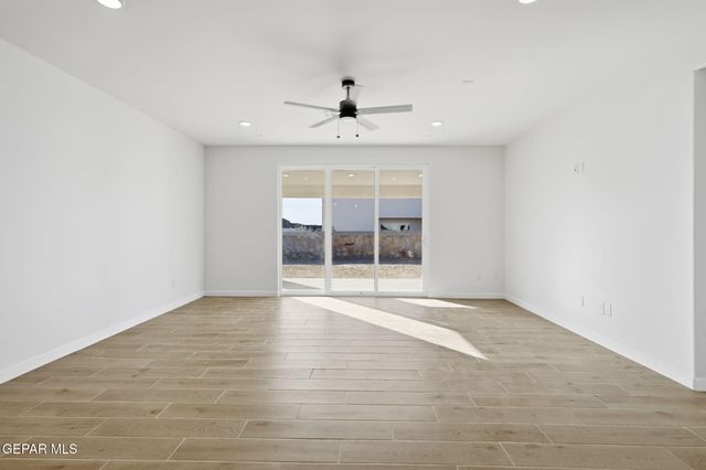 1192 Night Sky Street, El Paso, TX 79928