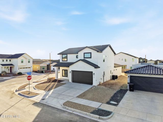 1192 Night Sky Street, El Paso, TX 79928